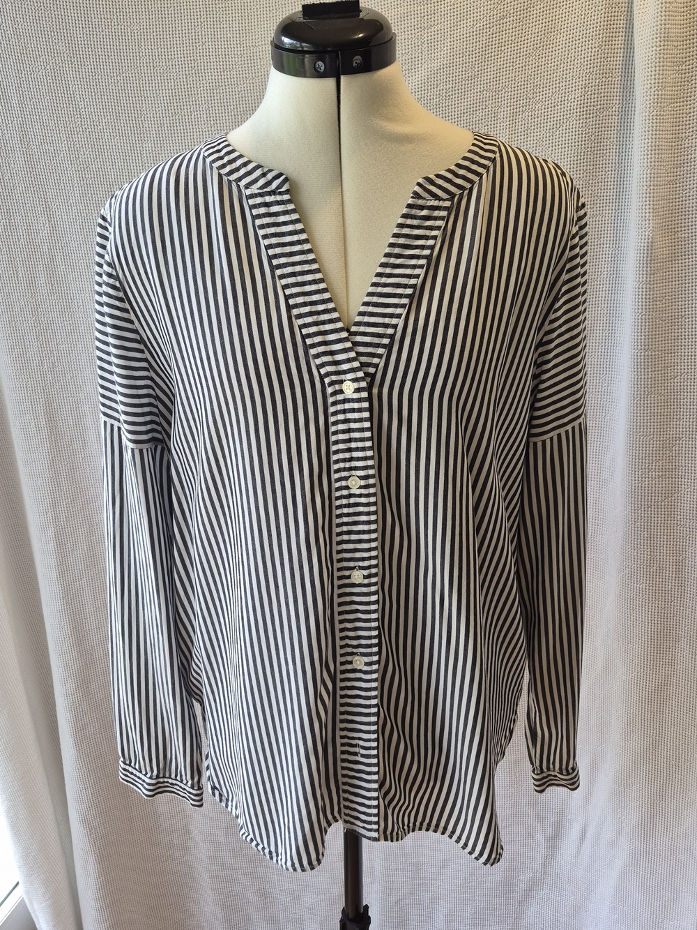 LOFT Black and White Vertical Stripe Button-Down Shirt